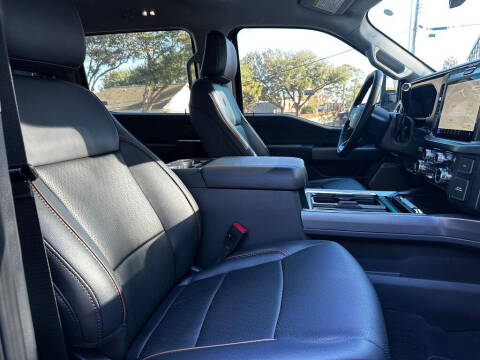 2025 Ford F-350 Super Duty Lariat