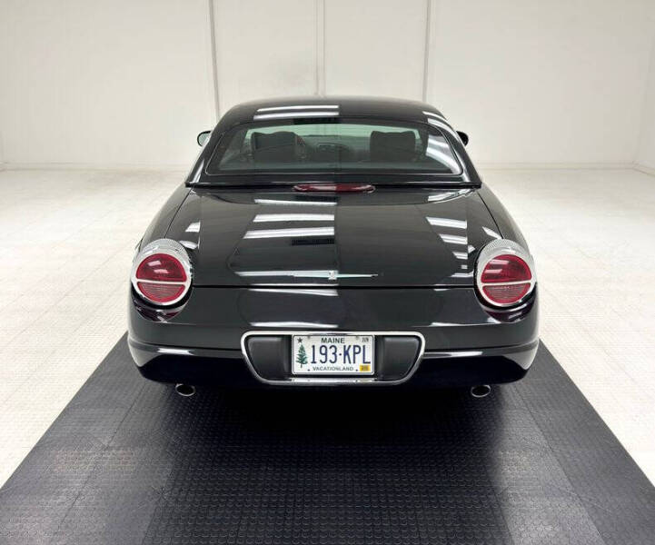 2002 Ford Thunderbird Deluxe