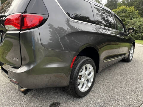 2017 Chrysler Pacifica