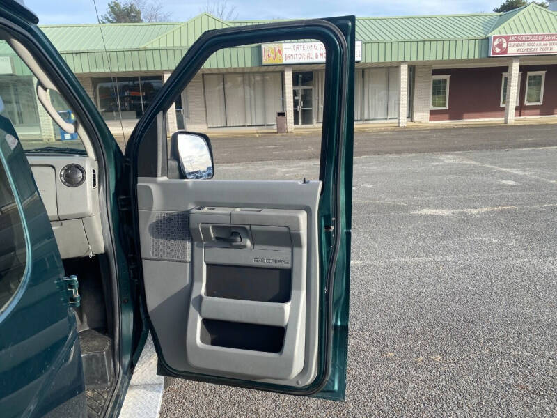 2009 Ford E-Series E-250