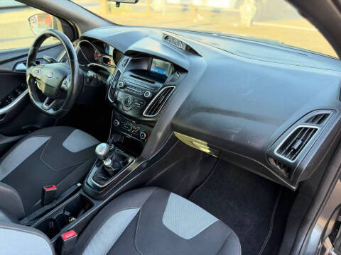 2017 Ford Focus ST