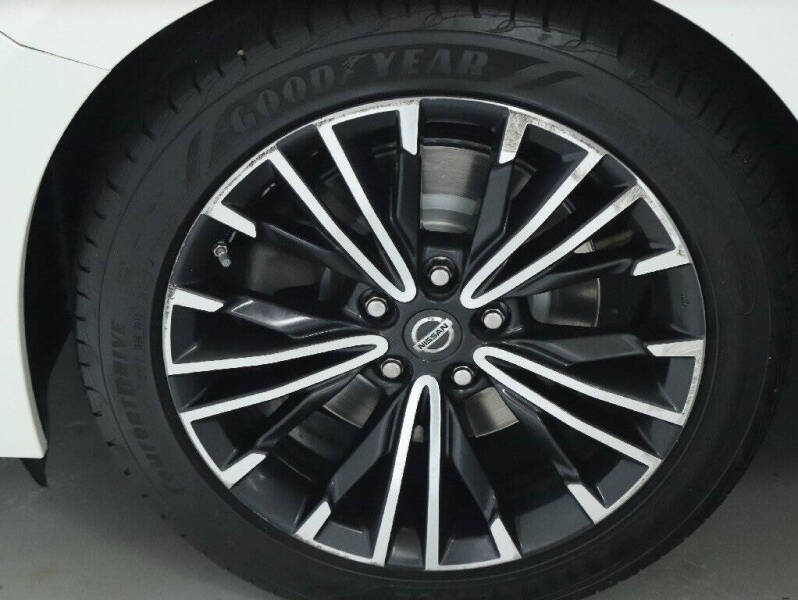 2017 Nissan Maxima Platinum