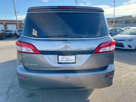 2015 Nissan Quest