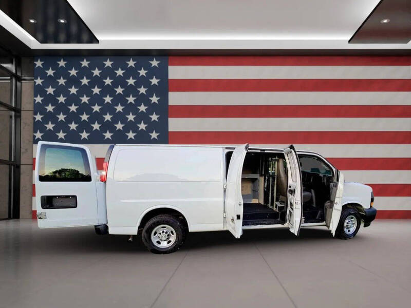 2019 Chevrolet Express 2500