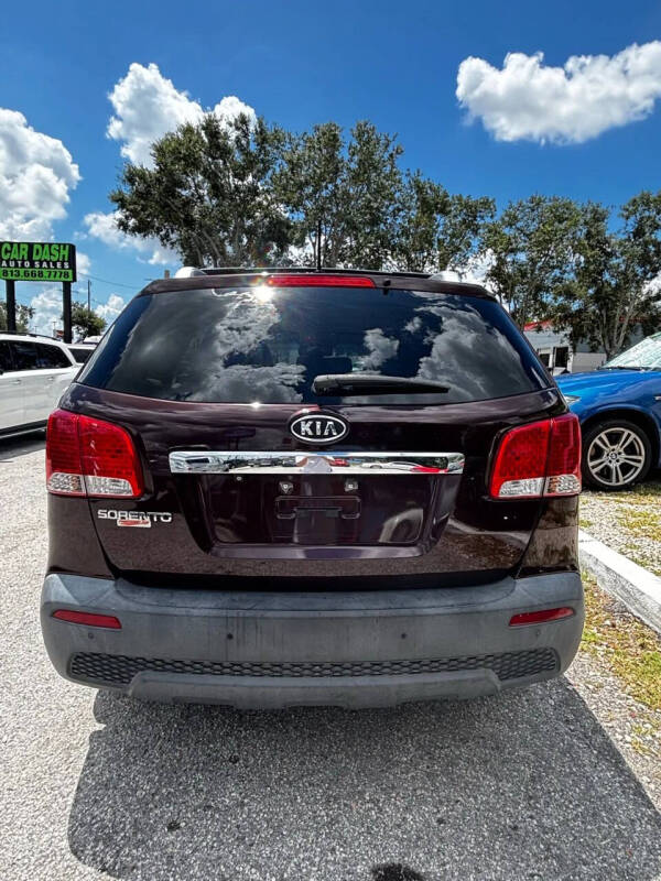 2011 Kia Sorento LX