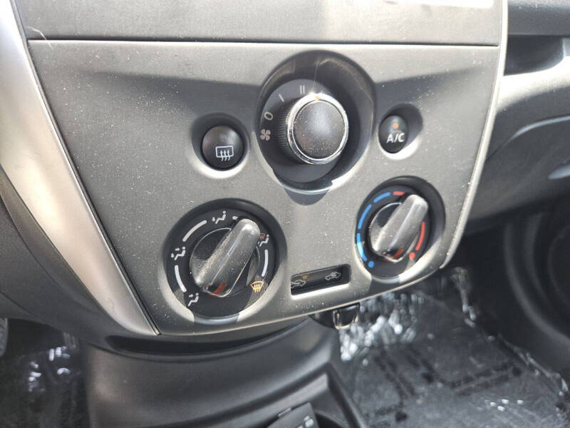 2015 Nissan Versa Note S Plus