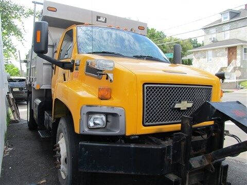 2009 Chevrolet Kodiak C8500 for sale at ARGENT MOTORS in South Hackensack NJ