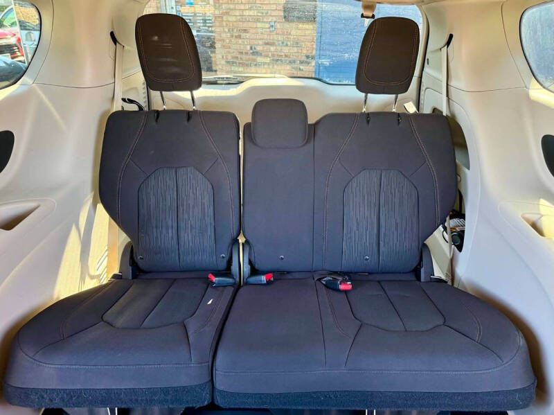 2020 Chrysler Pacifica Touring