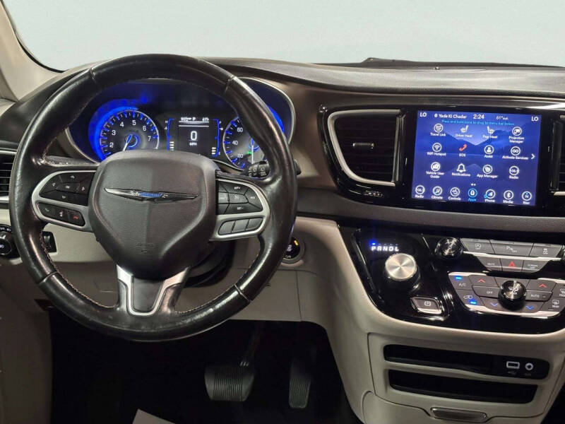 2018 Chrysler Pacifica Touring L
