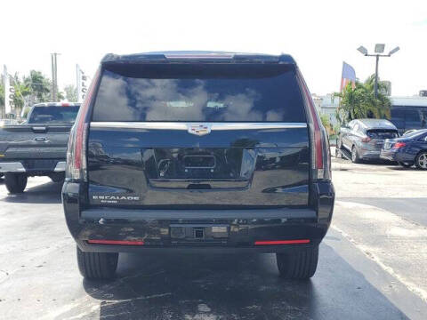 2020 Cadillac Escalade ESV Luxury