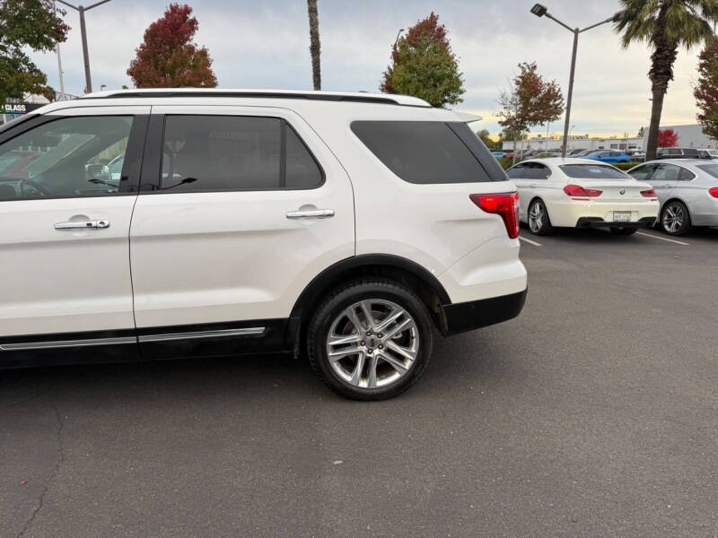 2017 Ford Explorer Limited