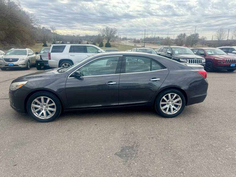 2013 Chevrolet Malibu for sale at Iowa Auto Sales, Inc in Sioux City IA