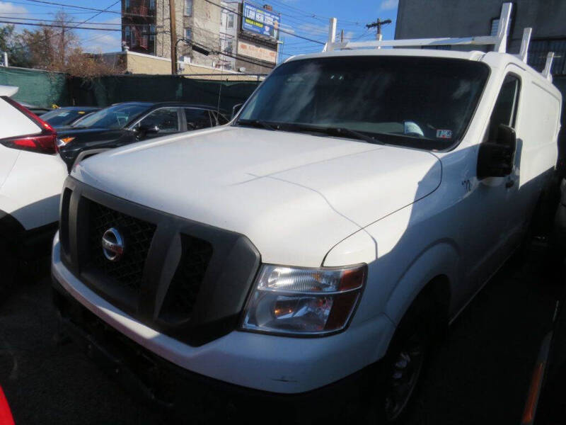 2014 Nissan NV Cargo SV's photo