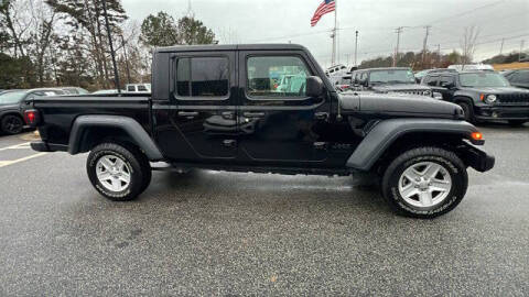 2023 Jeep Gladiator Sport S