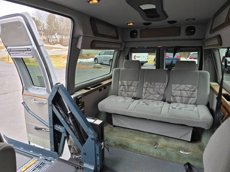 2011 Ford E-Series E-150
