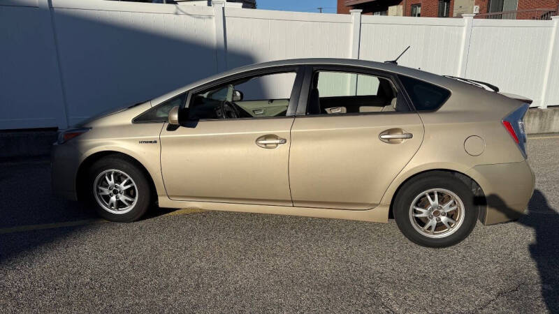 2011 Toyota Prius Two