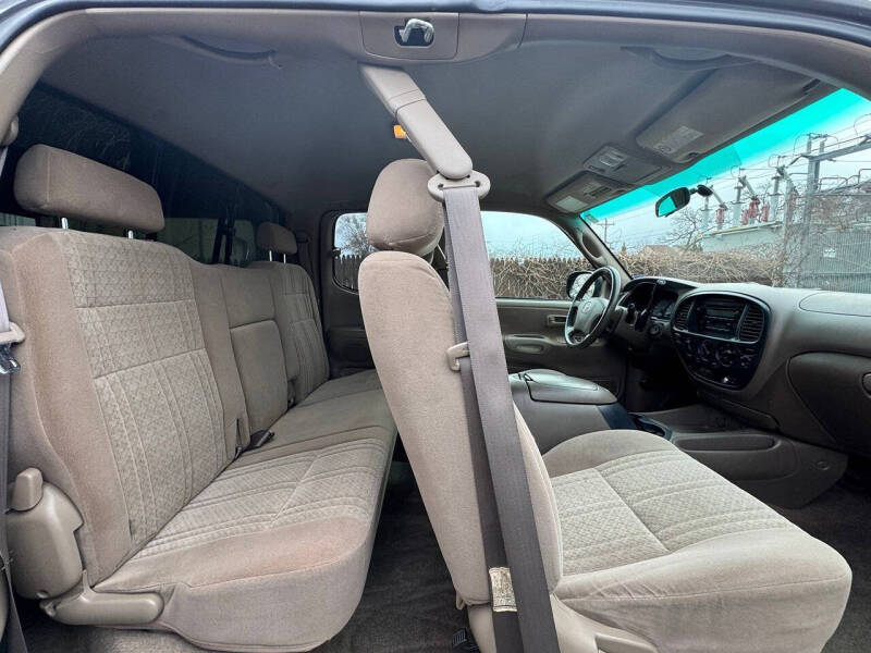 2004 Toyota Tundra SR5