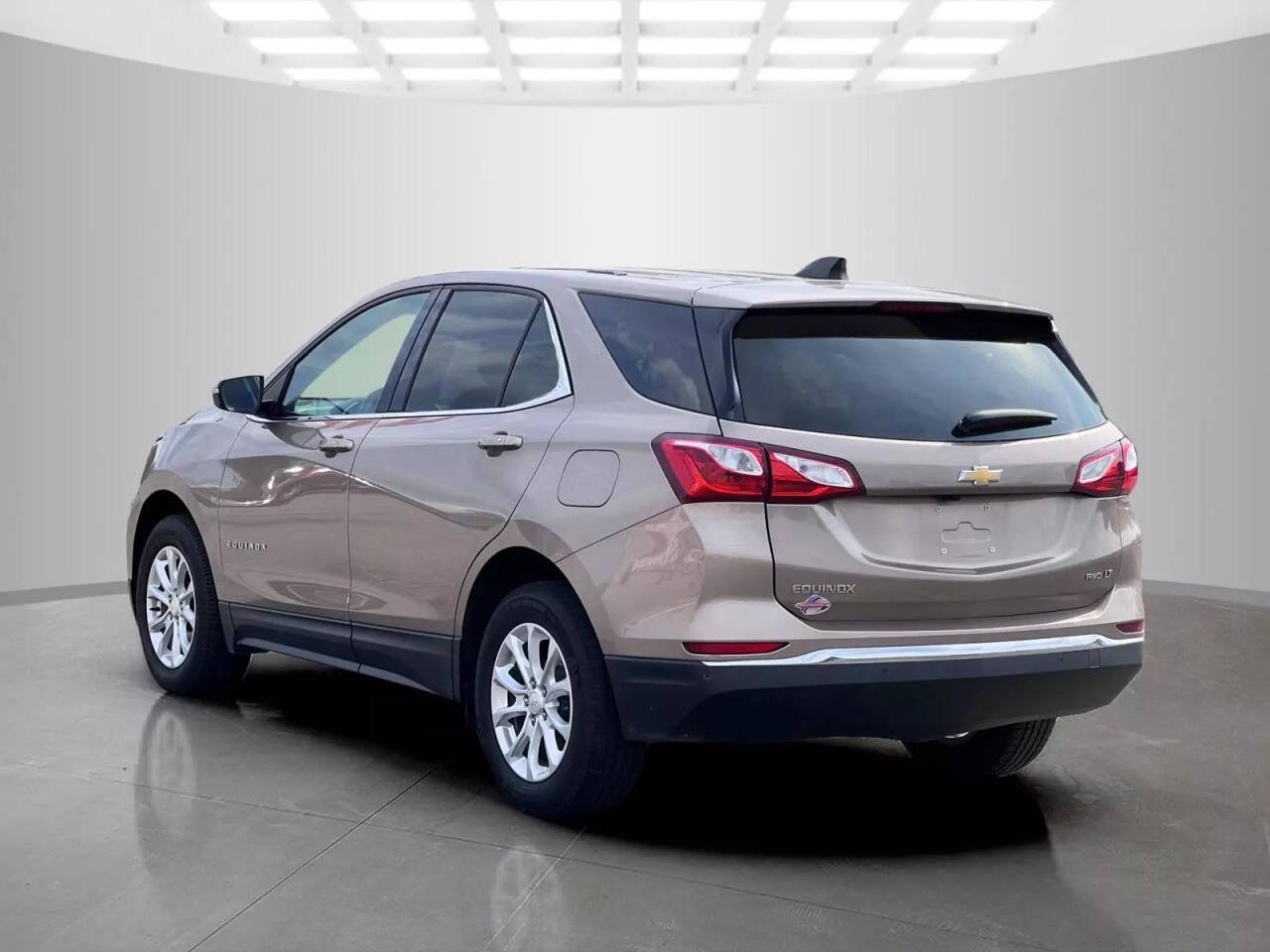 2018 Chevrolet Equinox for sale at Used Cars Toledo in Oregon, OH