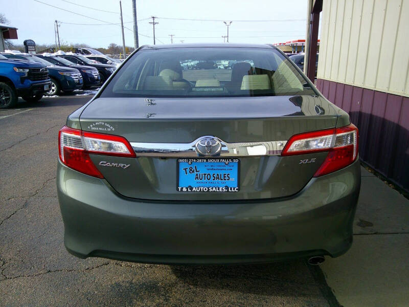 2014 Toyota Camry XLE
