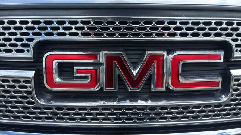 2016 GMC Acadia Denali