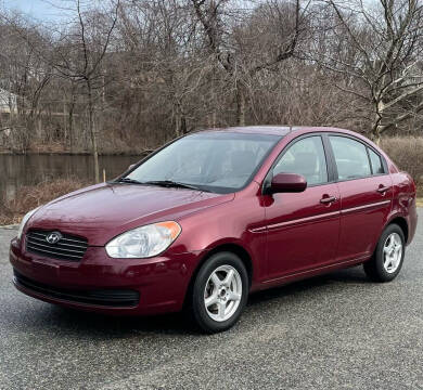 2010 Hyundai Accent for sale at R Teto Motor Sales Inc. in Pawtucket RI