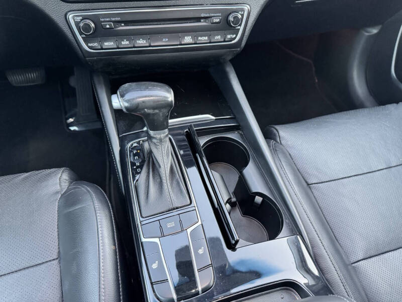 2017 Kia Cadenza Premium