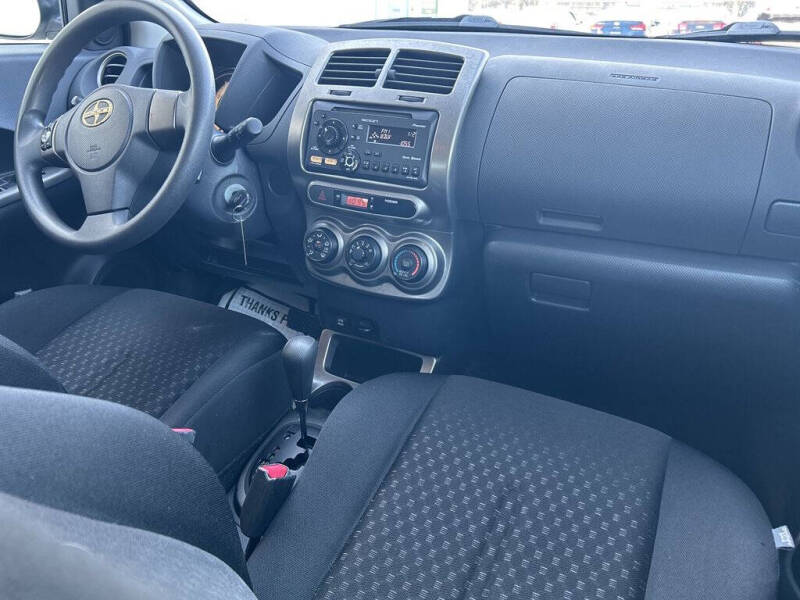 2013 Scion xD