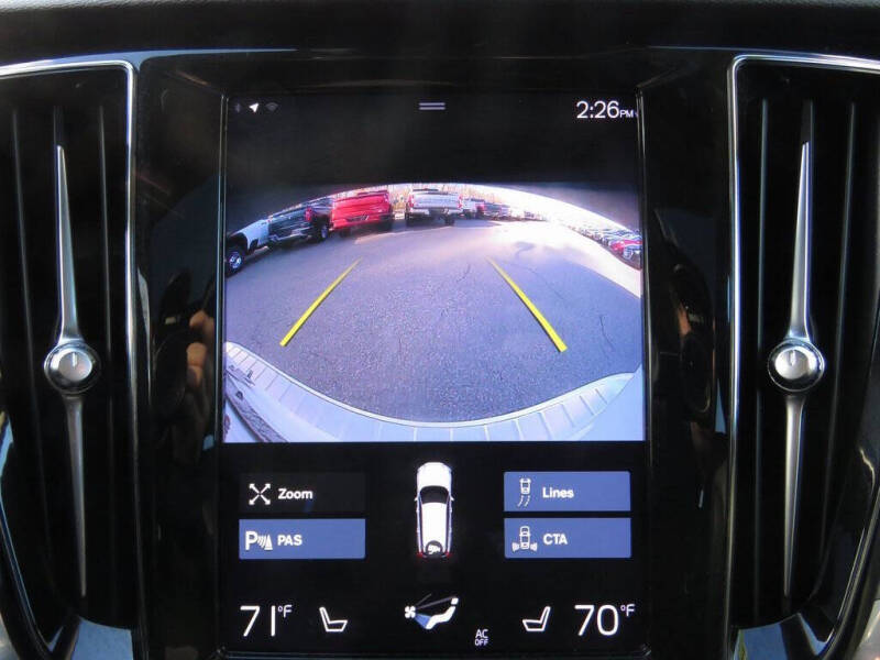 2022 Volvo V60 Cross Country T5