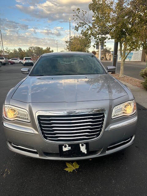 2014 Chrysler 300 Base photo 6