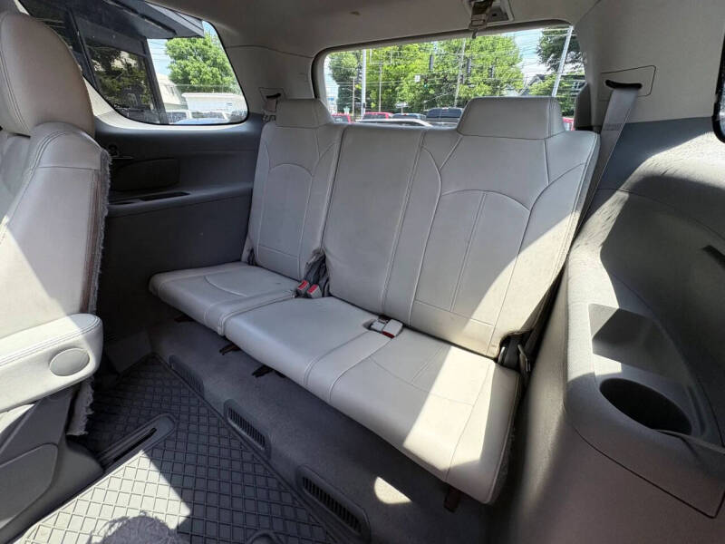 2016 GMC Acadia SLT-1