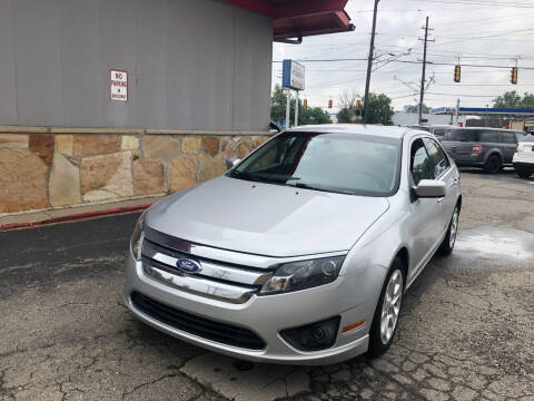 2011 Ford Fusion for sale at Drive Max Auto Sales in Warren MI
