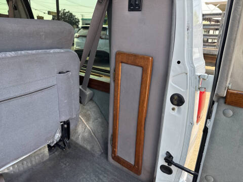 1999 Dodge Ram Van 1500