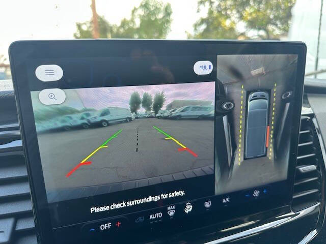 2023 Ford Transit 350 XLT