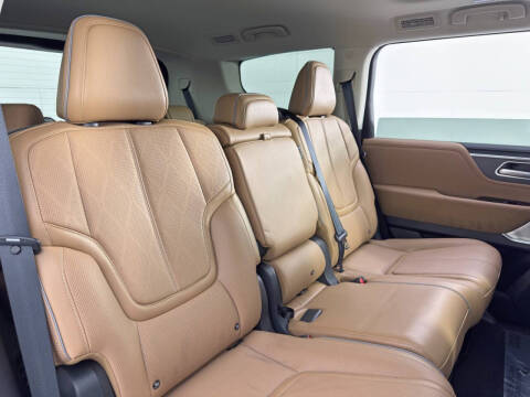 2025 Infiniti QX80 Sensory