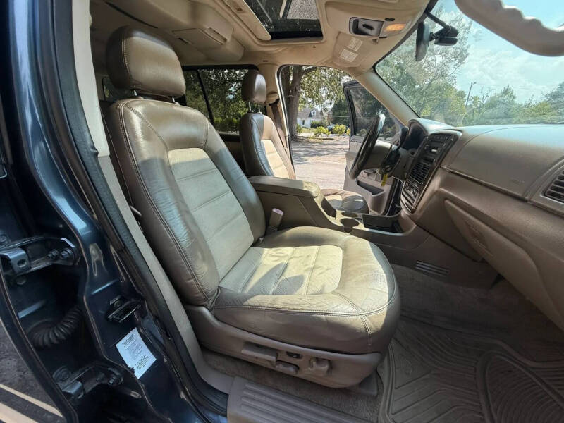 2005 Ford Explorer Eddie Bauer