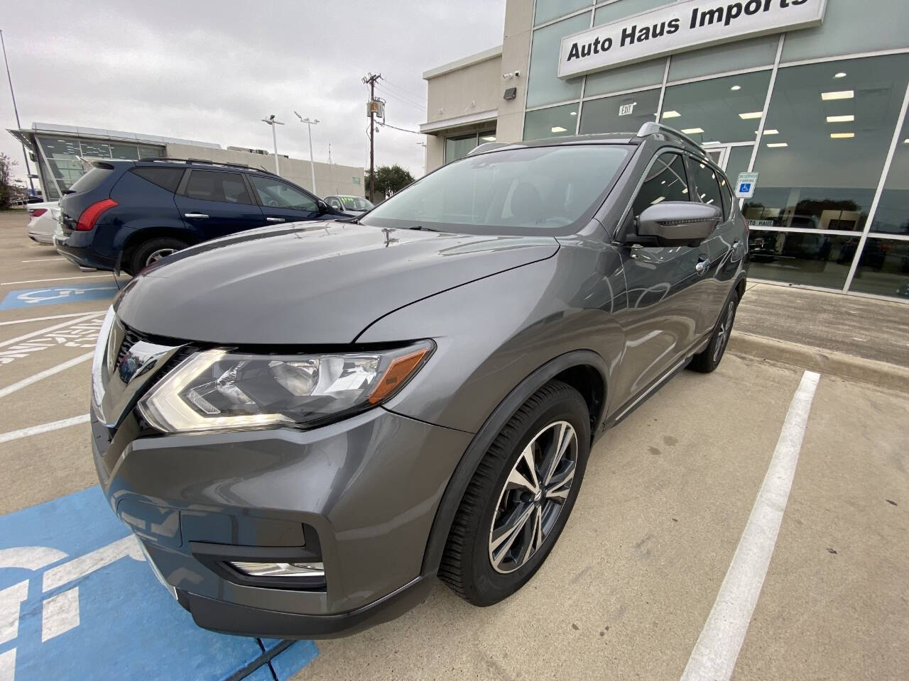 2017 Nissan Rogue for sale at Auto Haus Imports in Irving, TX