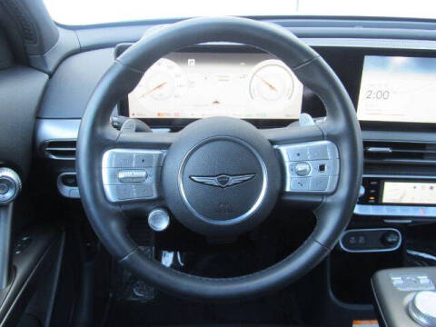 2024 Genesis GV60 Standard