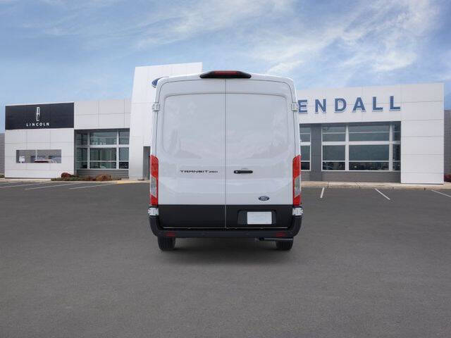 2026 Ford Transit 250