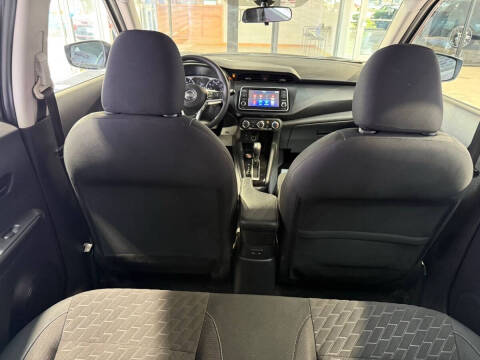 2021 Nissan Kicks S