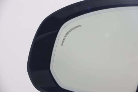 2025 Volvo XC90 B5 Plus Bright Theme