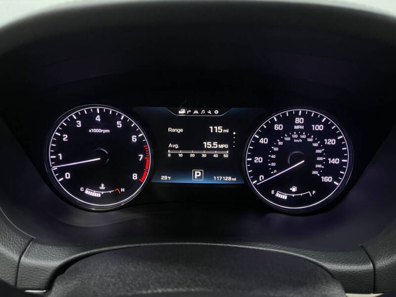 2017 Genesis G80