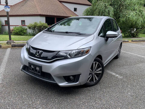 2015 Honda Fit for sale at Modern Classic Automotive in Federal Way WA