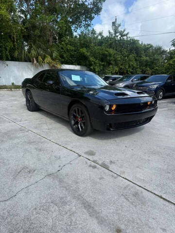 2021 Dodge Challenger SXT