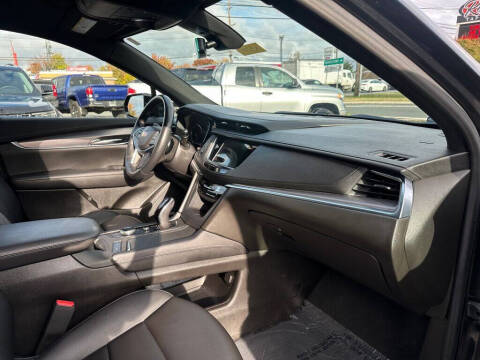 2022 Cadillac XT5 Luxury