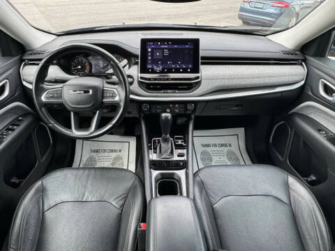 2022 Jeep Compass Latitude Lux