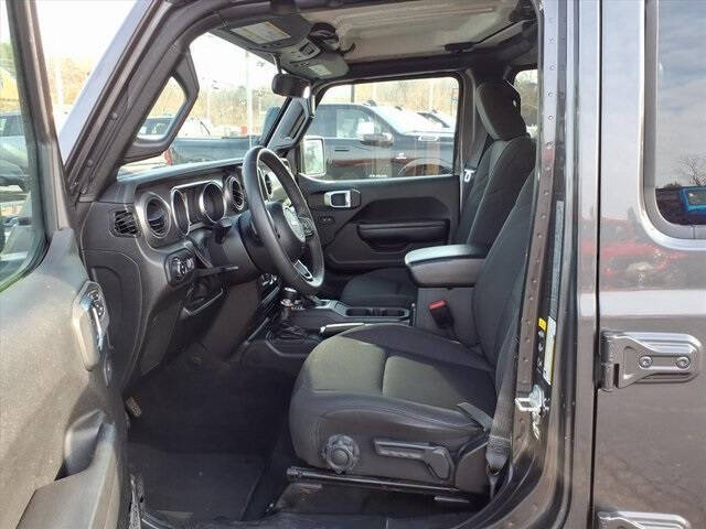 2023 Jeep Gladiator Sport