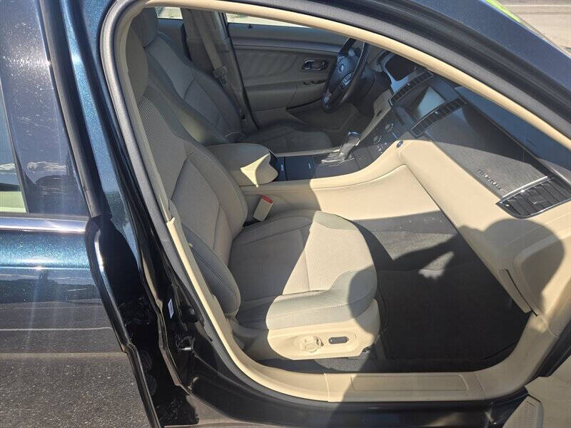 2015 Ford Taurus SEL
