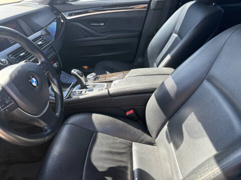 2016 BMW 5 Series 528i