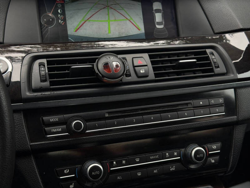 2013 BMW 5 Series 528i xDrive