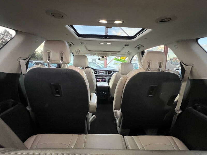 2018 Buick Enclave Essence